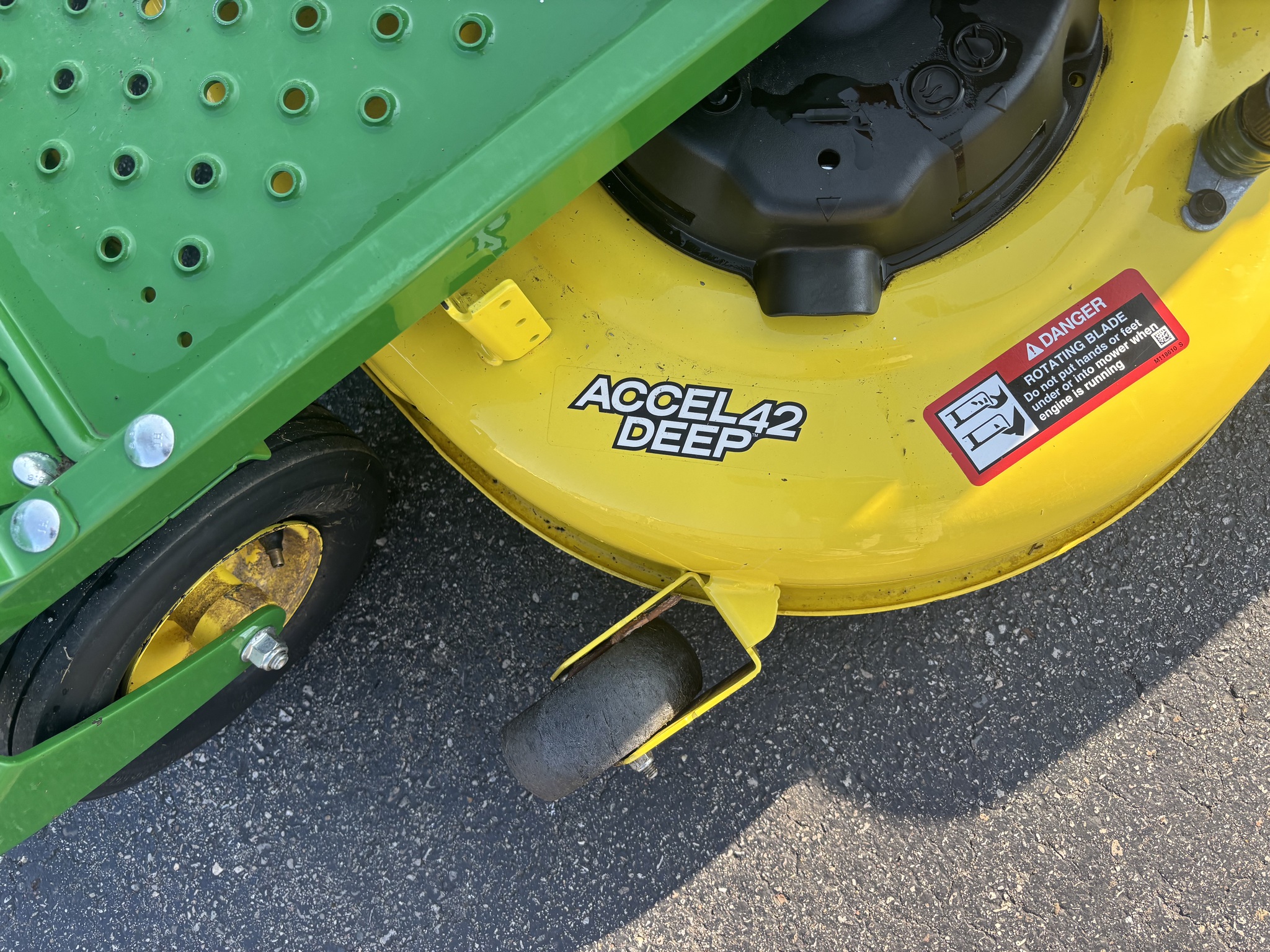 Used 2021 John Deere Z345M Zero Turn Mowers at Koenig Equipment in Tipp City, OH - PhotoXL8
