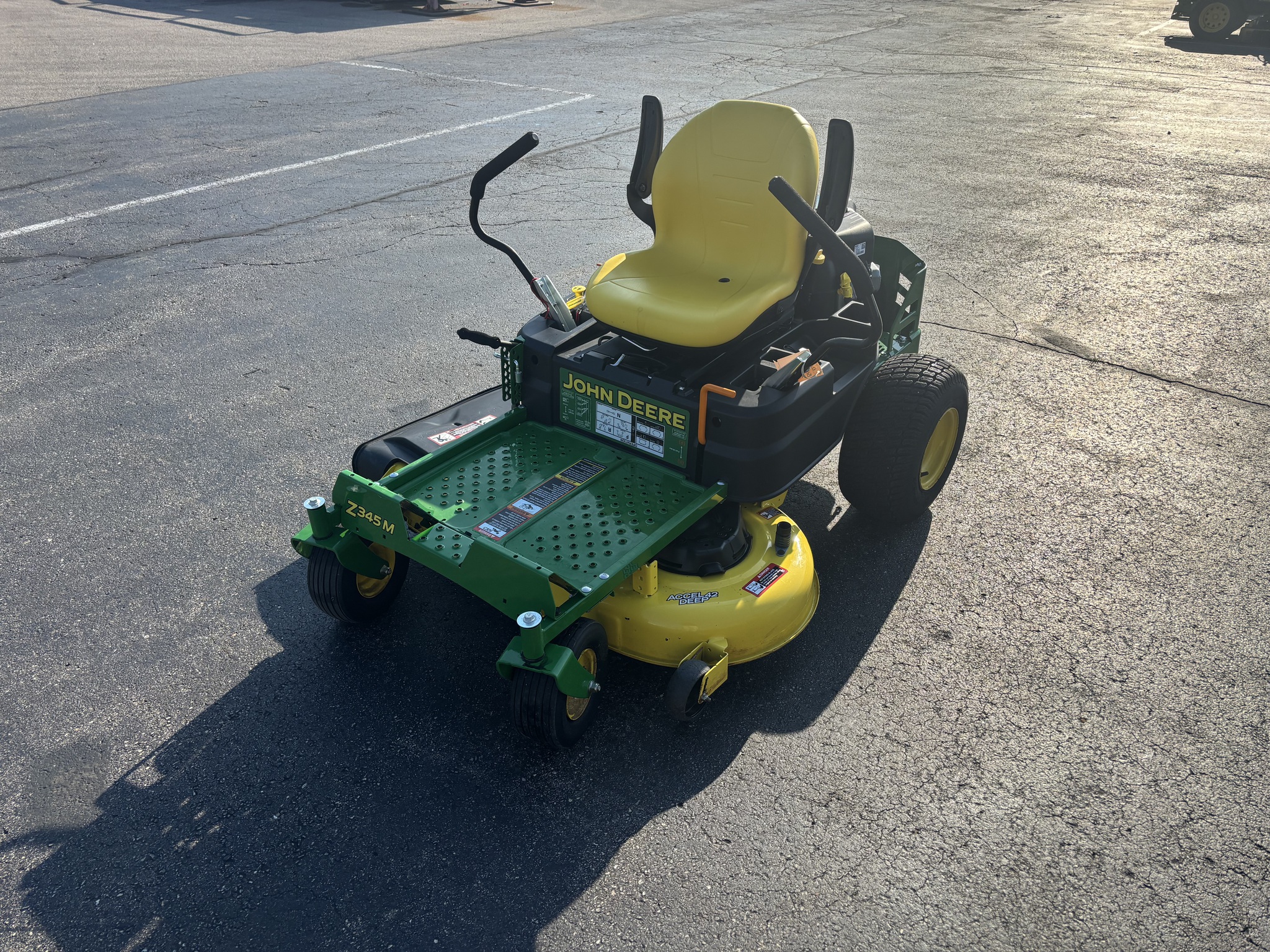 Used 2021 John Deere Z345M Zero Turn Mowers at Koenig Equipment in Tipp City, OH - PhotoXL2