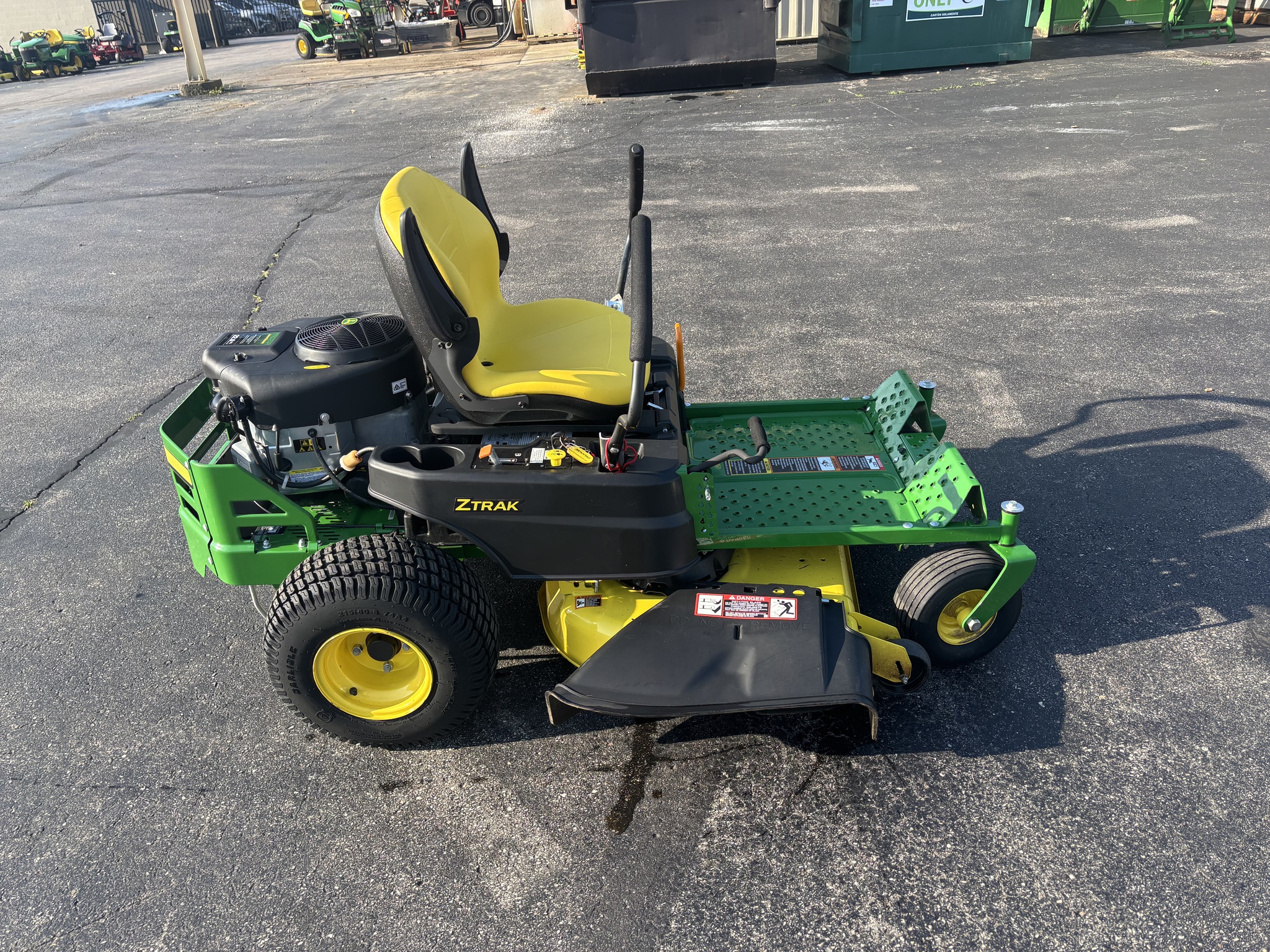 Used 2021 John Deere Z345M Zero Turn Mowers at Koenig Equipment in Tipp City, OH - PhotoXL7