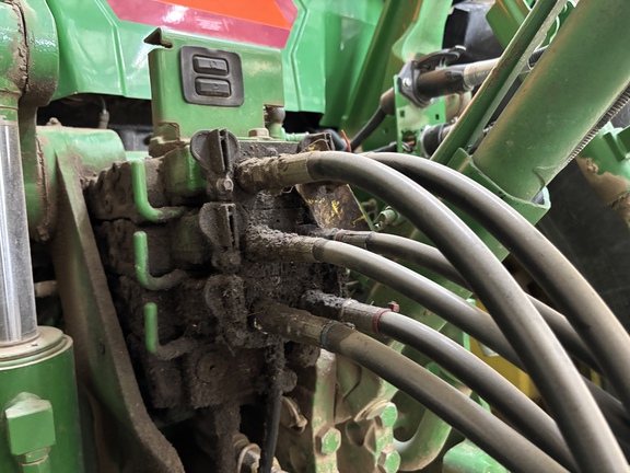 Used 2012 John Deere 1990 Air Drills and Seeders at Koenig Equipment in Anna, OH - Photo11