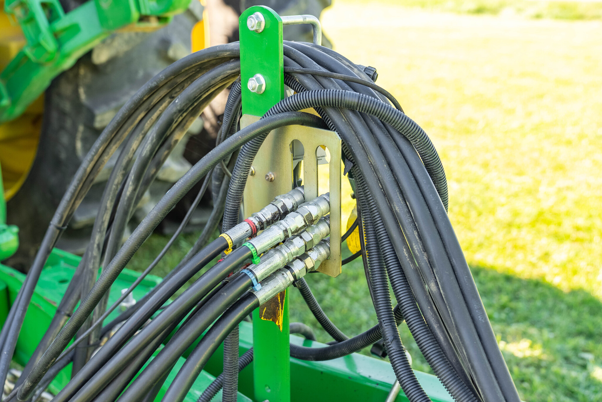 Used 2012 John Deere 1990 Air Drills and Seeders at Koenig Equipment in Anna, OH - PhotoXL9