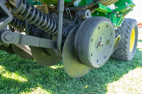Used 2012 John Deere 1990 Air Drills and Seeders at Koenig Equipment in Anna, OH - Photo14