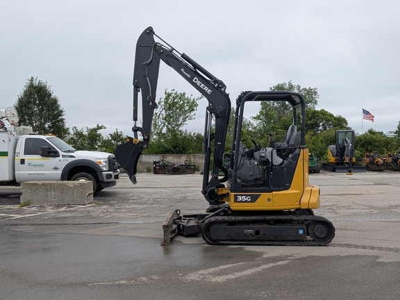 2021 John-Deere 35G