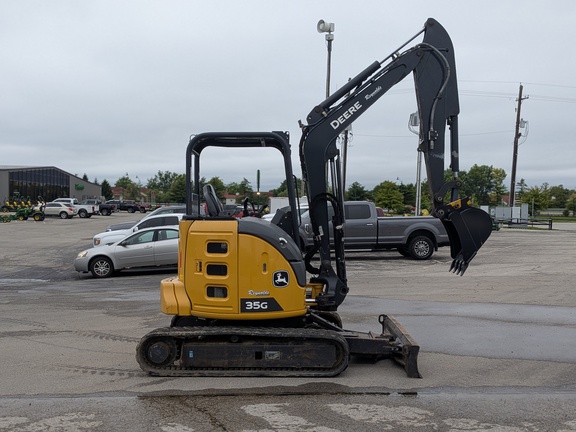 2021 John-Deere 35G