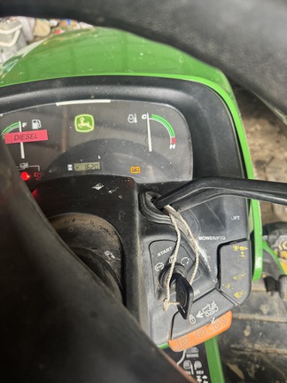 Photo of 2008 John Deere X740
