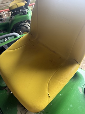 Photo of 2008 John Deere X740