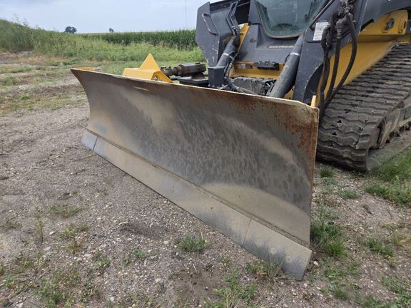2023 John Deere 333G
