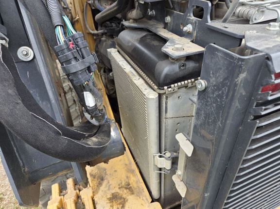 2023 John Deere 333G