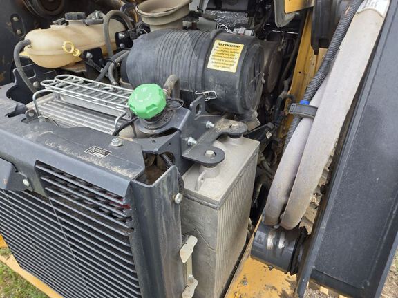 2023 John Deere 333G
