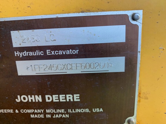 2014 John Deere 245G LC