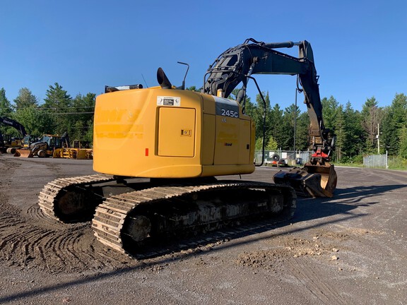 2014 John Deere 245G LC
