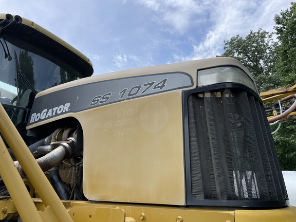 Photo of 2008 Ag-Chem RoGator SSC1074