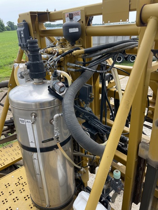 Photo of 2008 Ag-Chem RoGator SSC1074