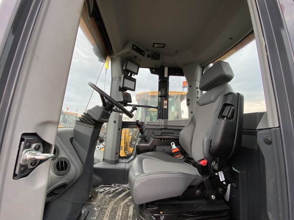 2023 John Deere 524 P