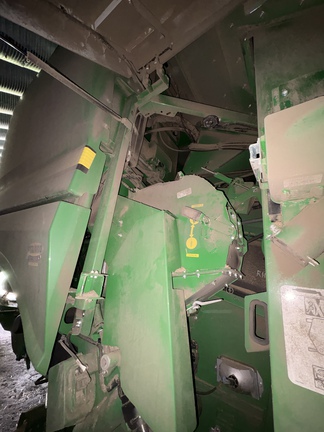Used 2019 John Deere S780 Combines at Horizon Ag & Turf in Lloydminster, AB - Photo44