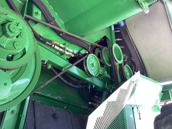 Photo of 2014 John Deere S680