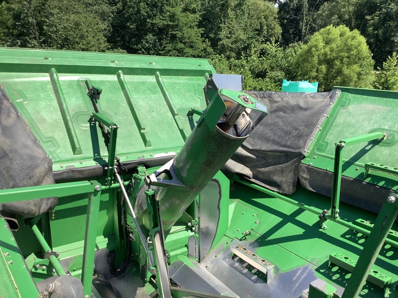 Photo of 2014 John Deere S680