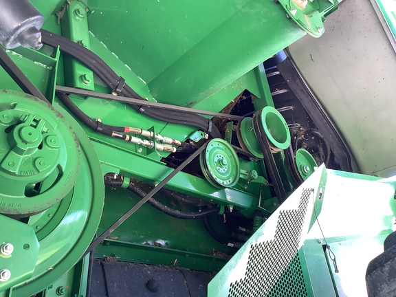 Photo of 2014 John Deere S680