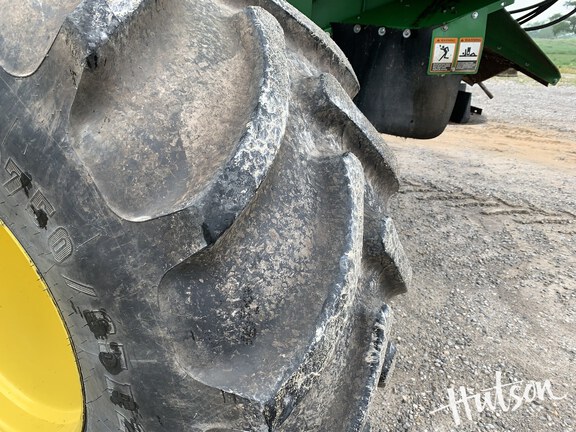 Photo of 2014 John Deere S680