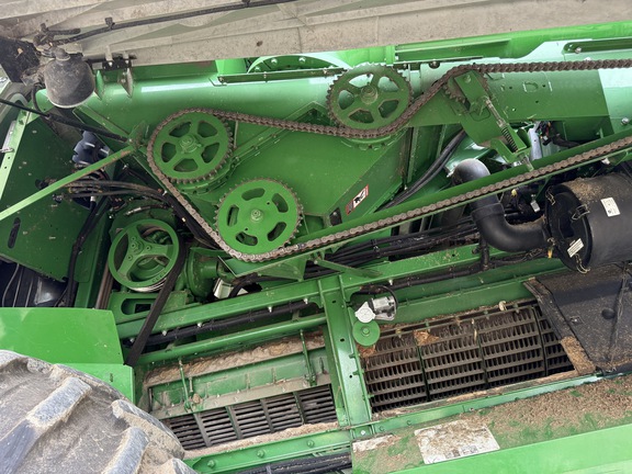 2017 John Deere S690 - Photo41