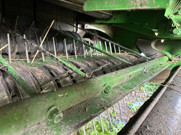 Used 2017 John Deere 569 Round Balers at Horizon Ag & Turf in St. Paul, AB - Photo14