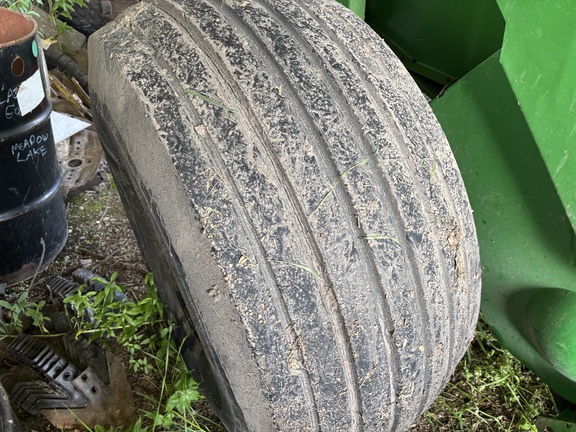Used 2017 John Deere 569 Round Balers at Horizon Ag & Turf in St. Paul, AB - Photo11