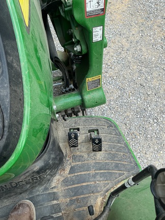Photo of 2024 John Deere 3039R