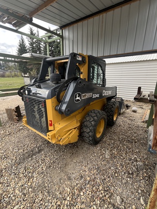 Used 2017 John Deere 324E Skid Steer Loaders at Horizon Ag & Turf in Edmonton West, AB - Photo4