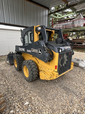 Used 2017 John Deere 324E Skid Steer Loaders at Horizon Ag & Turf in Edmonton West, AB - Photo6