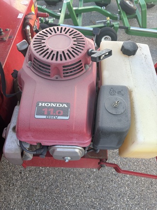 Used 2007 TYCROP Quick Pass 300 Pull Type Topdresser Attachments for Golf and Turf at Horizon Ag & Turf in Calgary, AB - Photo3
