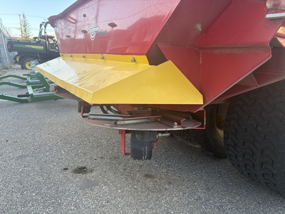 Used 2007 TYCROP Quick Pass 300 Pull Type Topdresser Attachments for Golf and Turf at Horizon Ag & Turf in Calgary, AB - Photo7