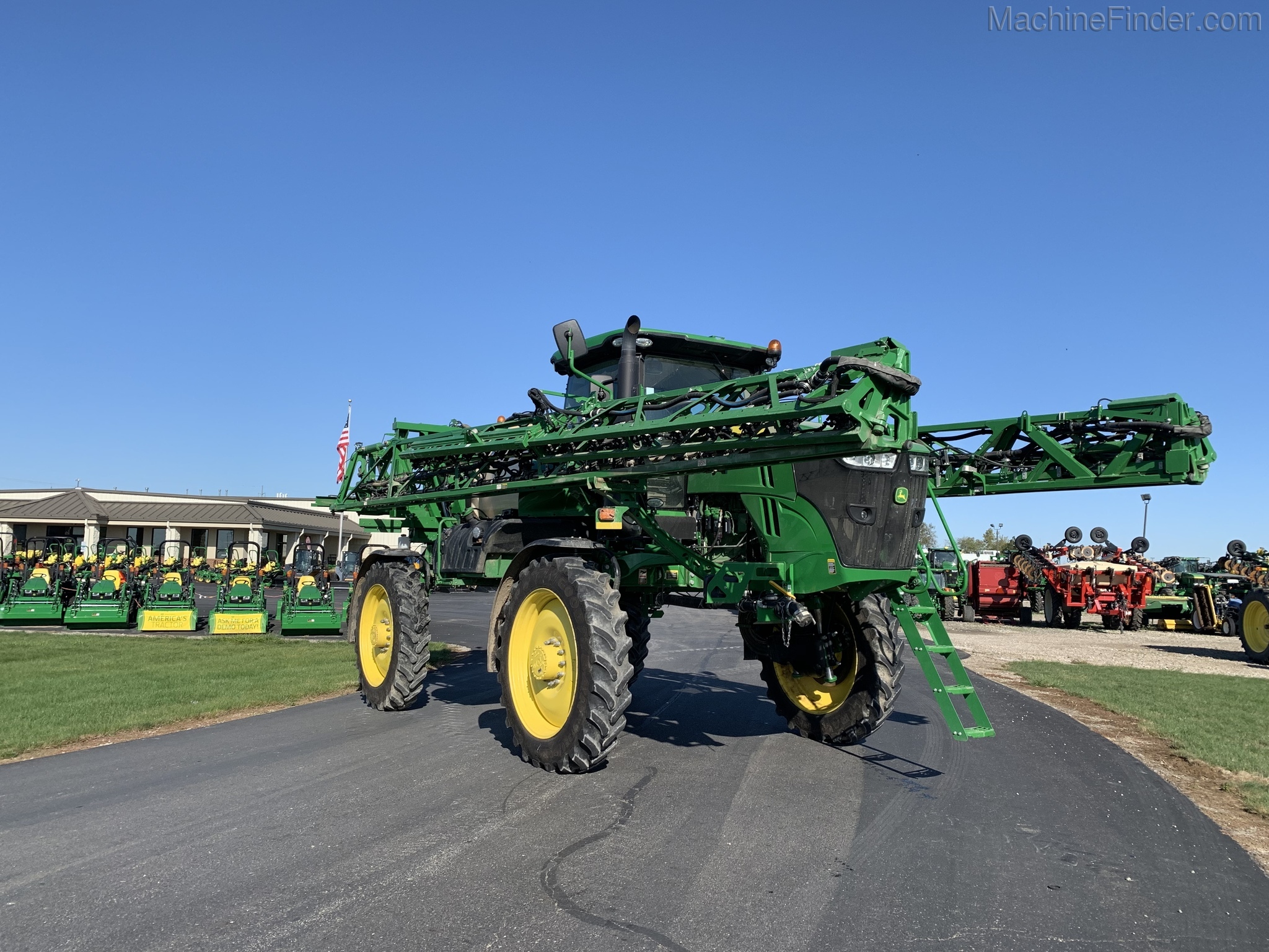 2019 John Deere R4030 Image 1