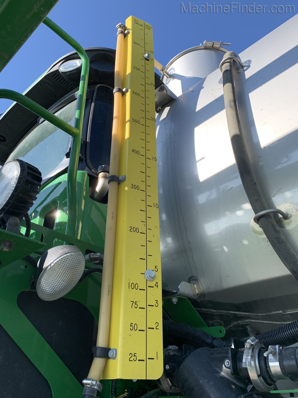 2019 John Deere R4030 Image 13
