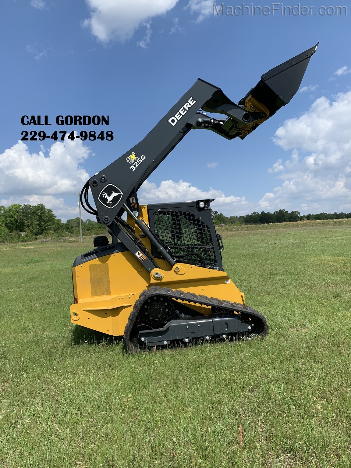 2020 John Deere 325G Image 6