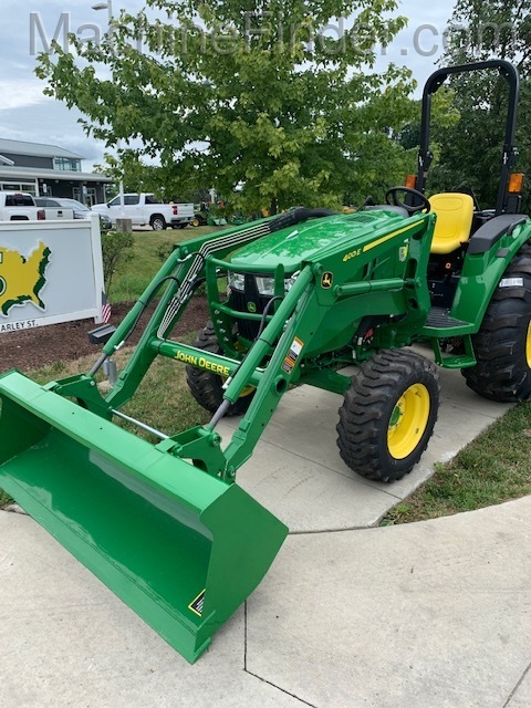 2020 John Deere 4044M Image 2