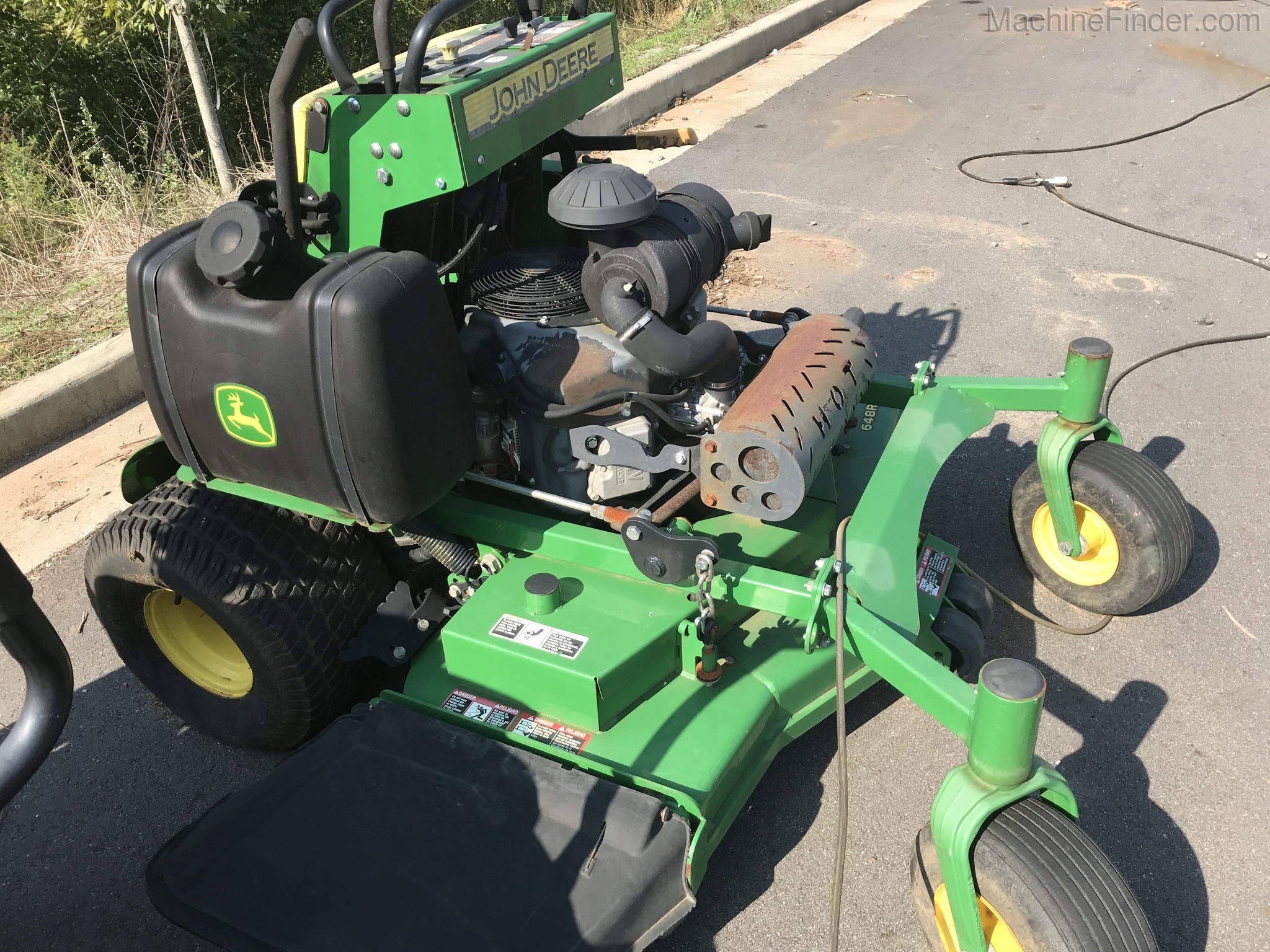 2013 John Deere 648R Image 2
