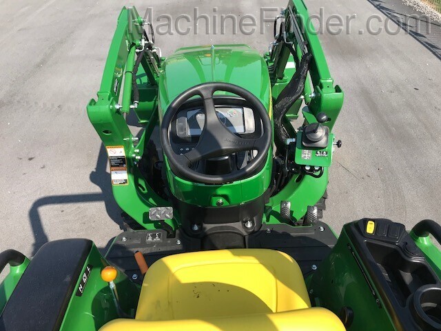 2020 John Deere 3032E Image 5