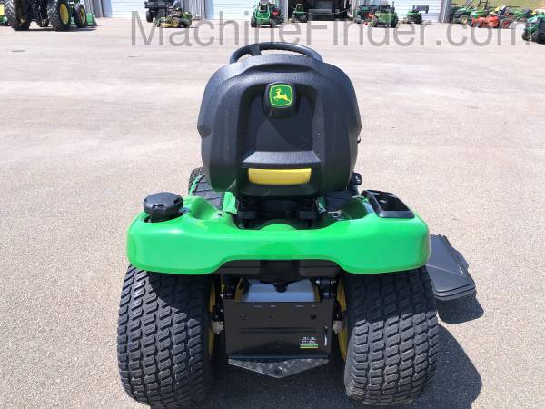 2020 John Deere X390 54