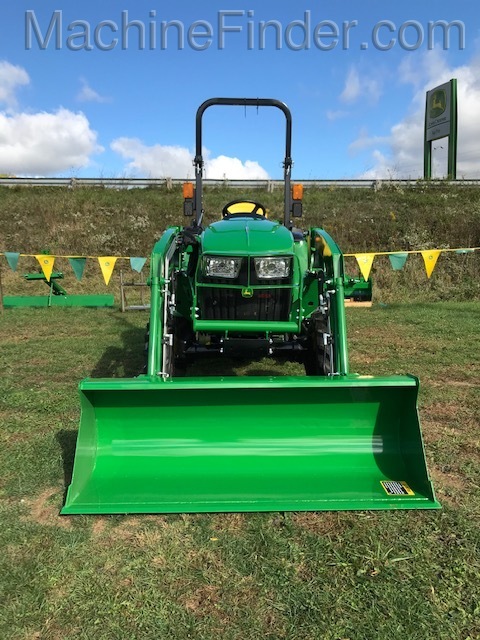 2020 John Deere 3038E Image 2