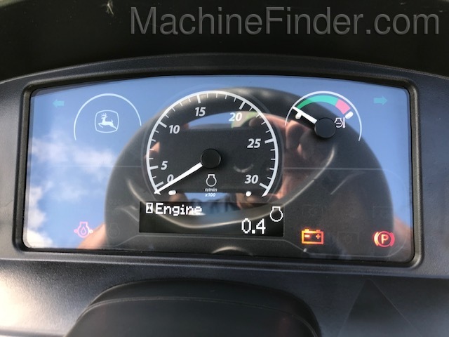 2020 John Deere 3038E Image 12