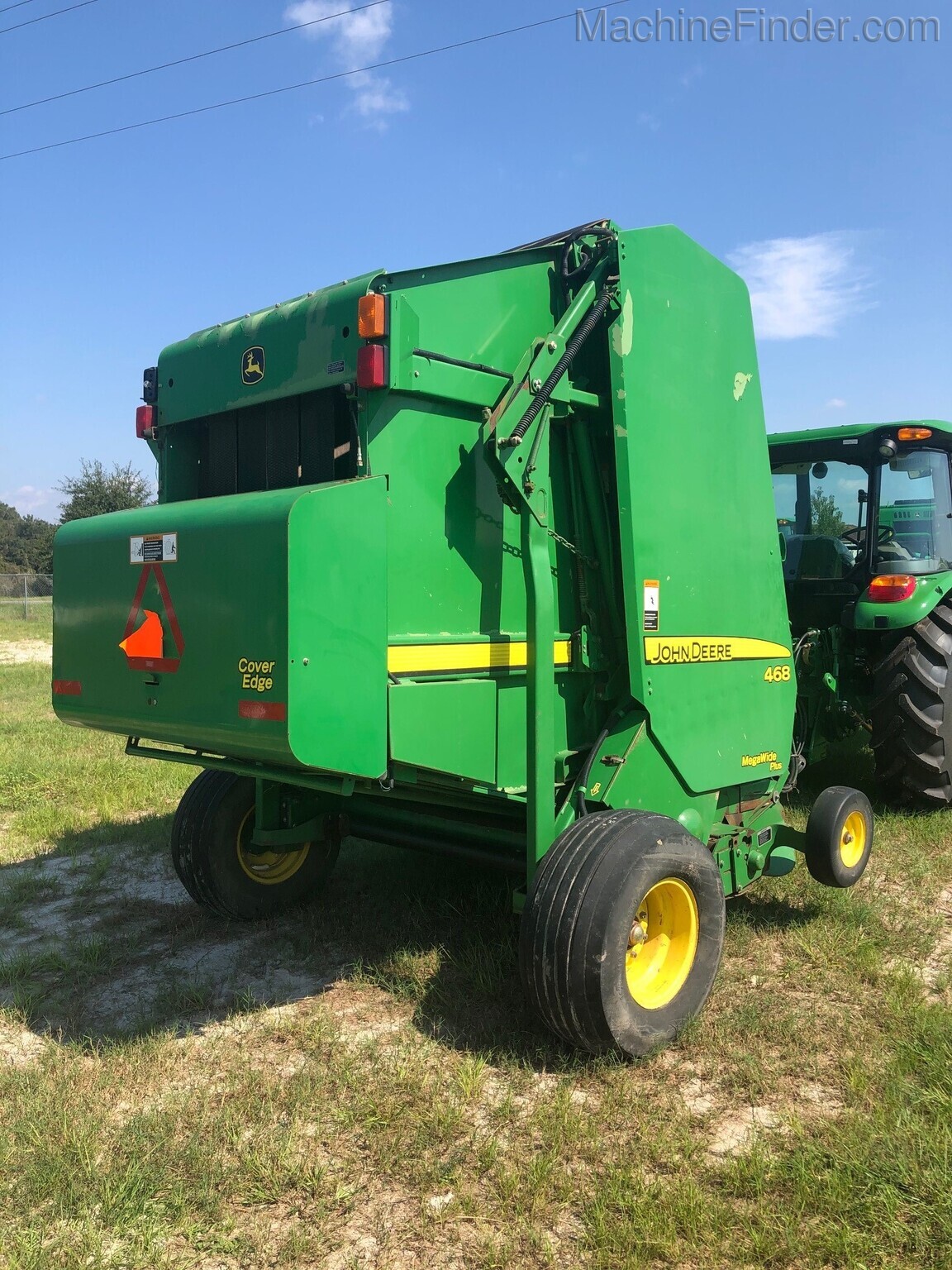 2008 John Deere 468 Image 3