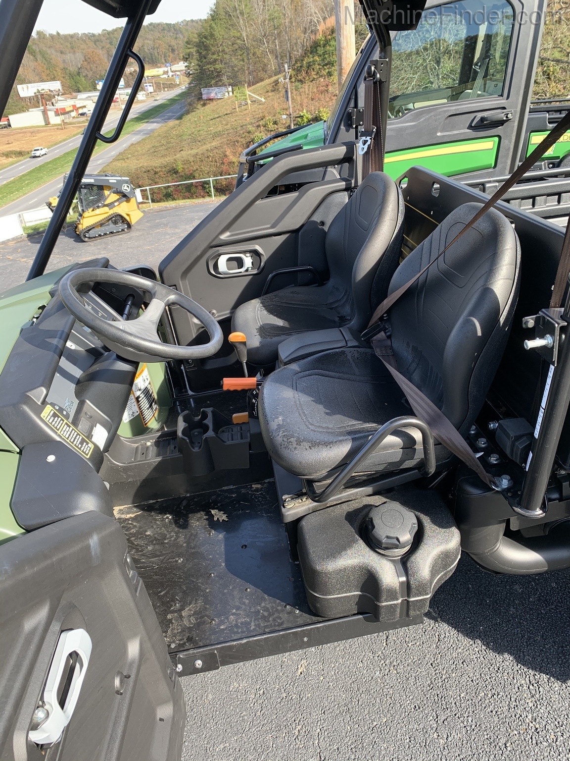 2019 John Deere XUV825m Image 3