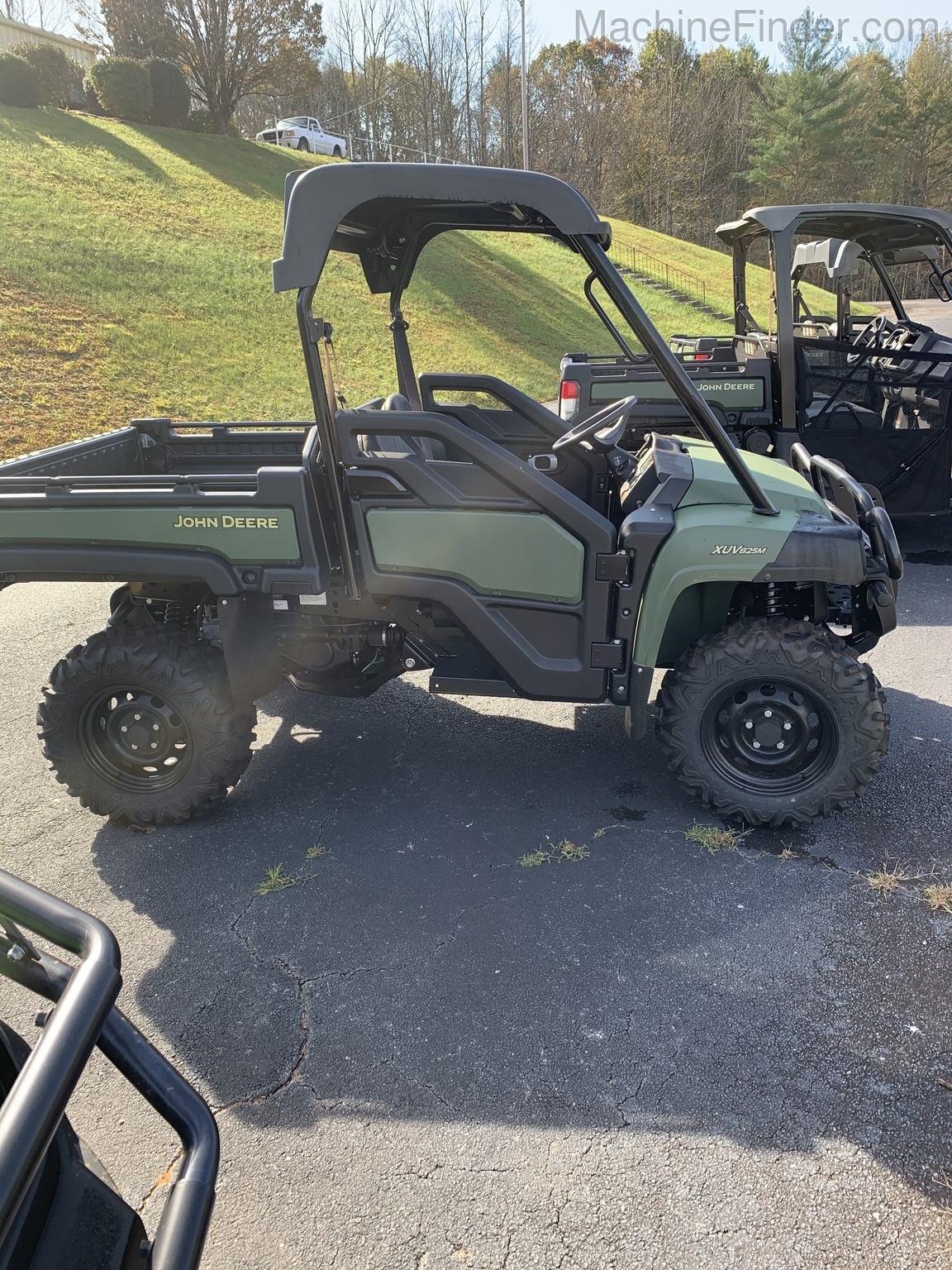 2019 John Deere XUV825m Image 2