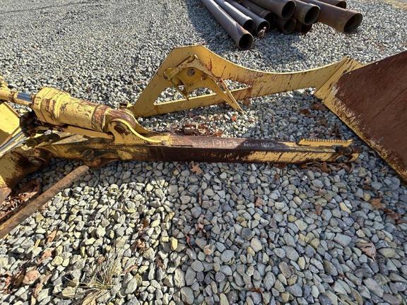 Photo of a 2003 John Deere PUSHBEAM