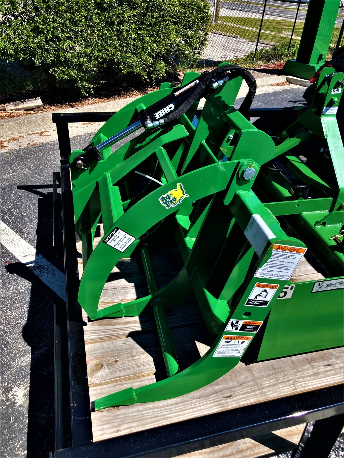 2023 John Deere 3025E Image 7