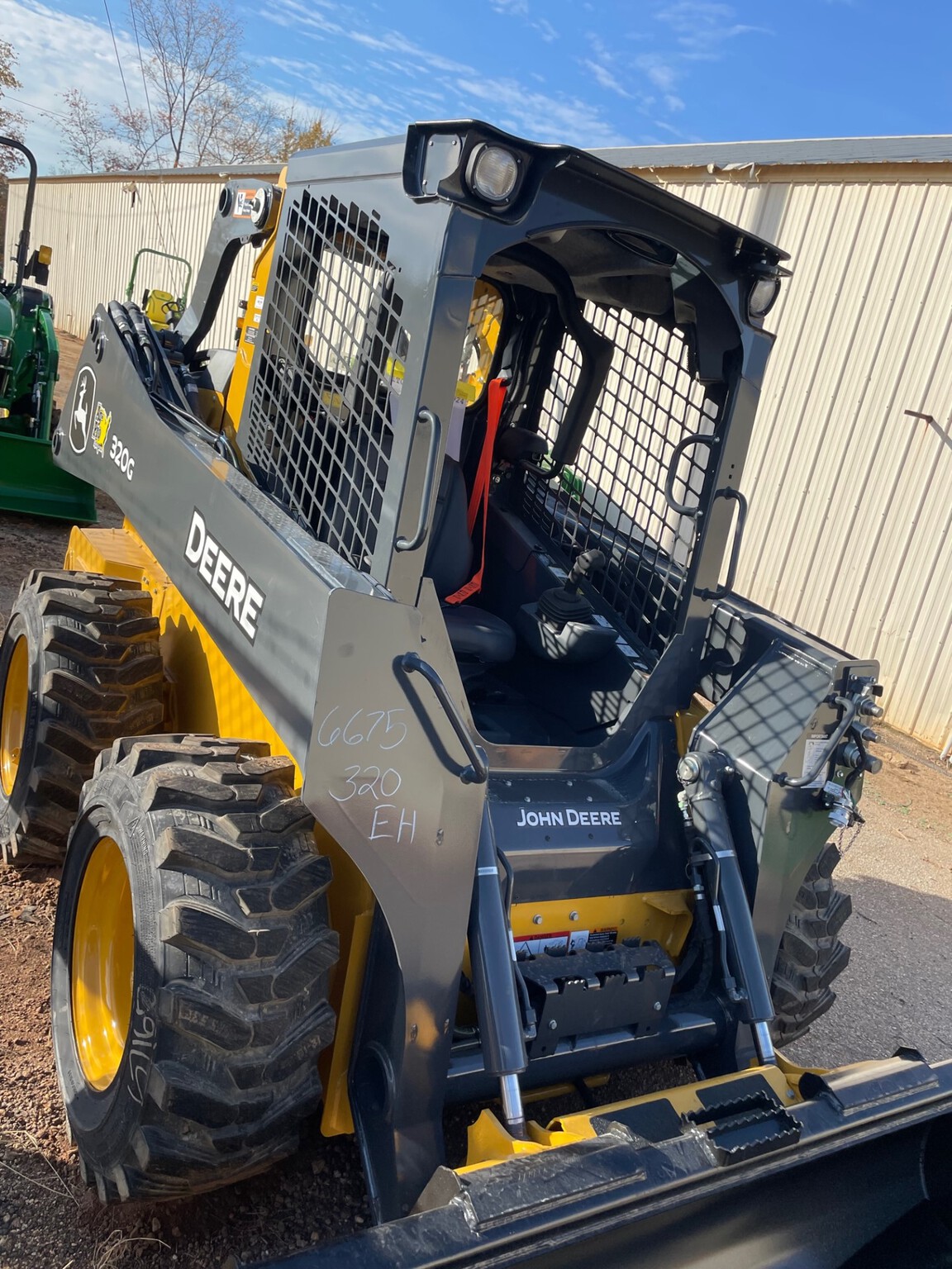 2023 John Deere 320G Image 7