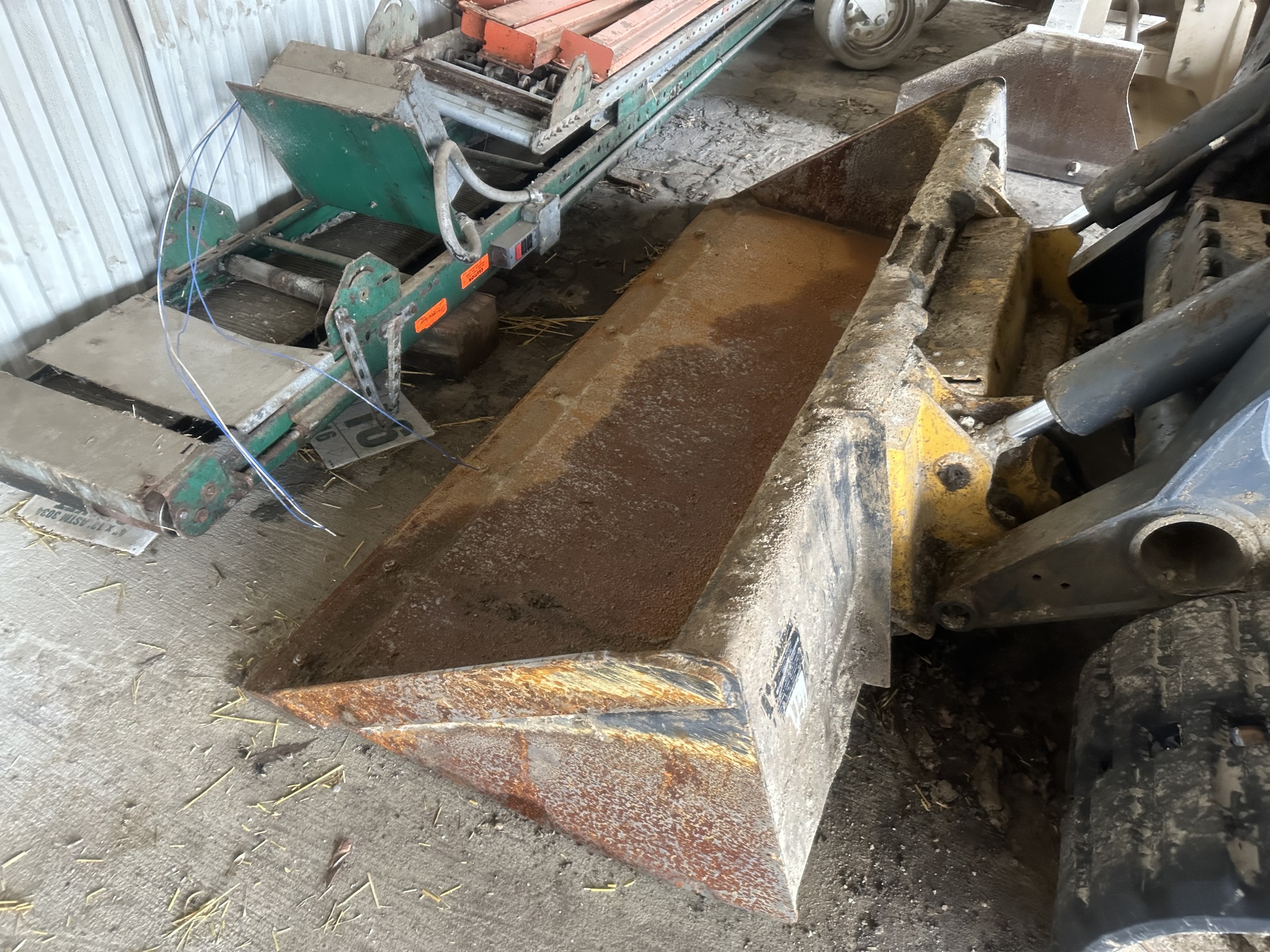 2023 John Deere C84 Buckets Huntington, IN