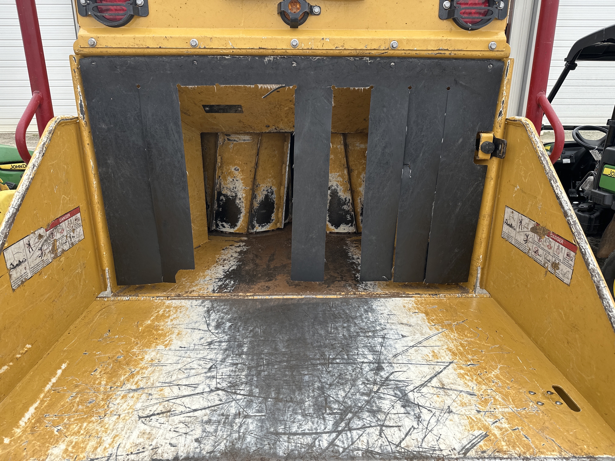 2022 Vermeer BC1500 Image 2