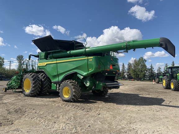 2022 John Deere X9 1100