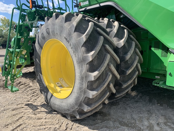 2022 John Deere X9 1100